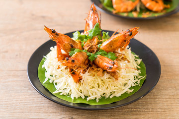 fried shrimp with garlic
