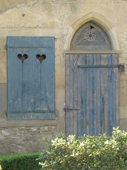 Puerta y ventana, Francia