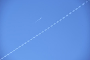 trail from a flying aircraft