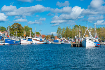 Hafen in Burgstaaken mit Burger Binnensee