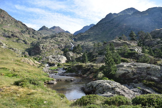 Pica d'Estats en el Pirineo Catalán
