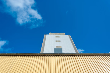 Getreidesilo im Hafen von Burgstaaken
