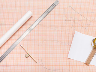 tools for creating of pattern on graph paper