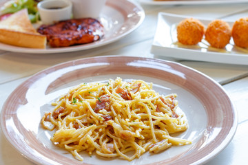 Spaghetti on dish