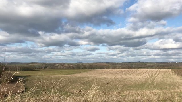 Timelapse Field and clouds 4K_30FPS codec H264