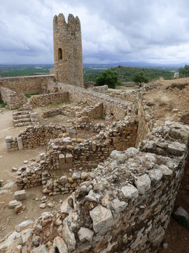 Castillo de Ulldecona, localidad de Tarragona (Cataluña, España) situada en la comarca catalana del Montsiá 