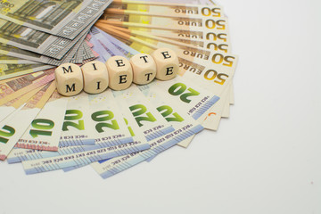 Miete Symbol auf Geldscheinen