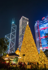 Fototapeta premium Christmas tree in the Central district of Hong Kong