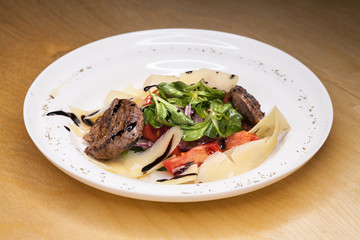 Salad plate with beef and pork