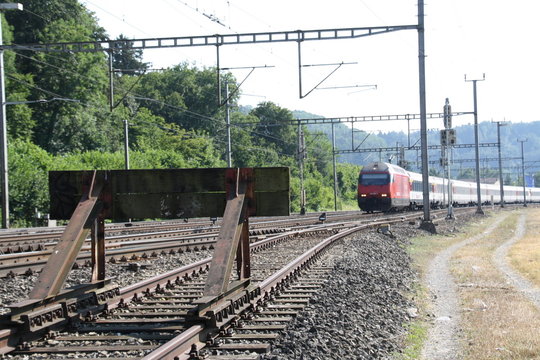 Entstation Prellbock Abstellgleis Schnellzug