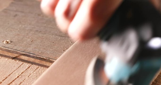 Wood grinder by electric hand router