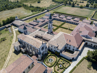 Fototapeta na wymiar Vista aerea della Certosa di Serra San Bruno, monastero certosino, Vibo Valentia, Calabria, Italia