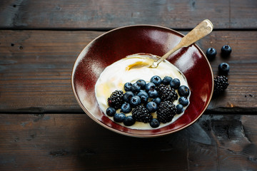 Yogurt with berries