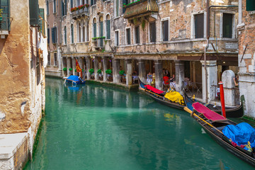 Obraz na płótnie Canvas VENICE, ITALY - on May 5, 2016. View on Grand Canal, Venetian Landscape with boats and gondolas