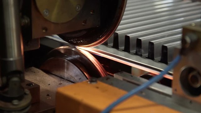 High-tech robotic line for welding of heating radiators