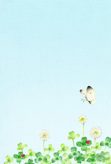 しろつめくさの野原　青空　縦