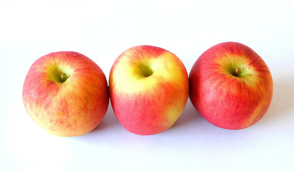 three apple are in the wet cool look