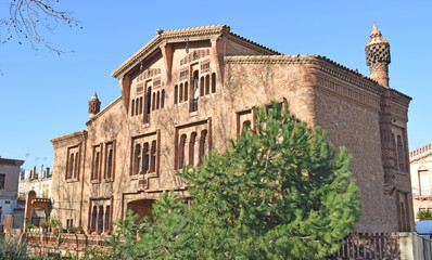 Colonia Güell, edificio Ca L’Espinal provincia de Barcelona