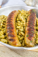 saucisses et flageolets