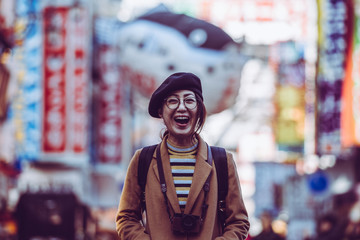 Obraz premium 女性 旅行者