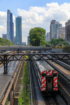 Chicago train with skyline in background