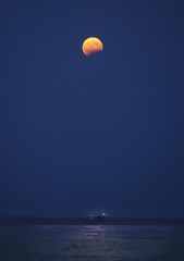 Fishing with a full moon lunar eclispe