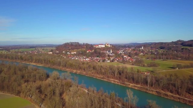 Schloss auf Berg