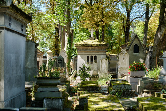 Pere Lachaise cemetery in Paris