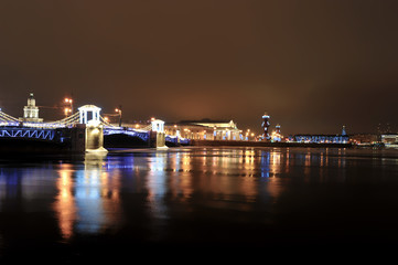Fototapeta na wymiar Christmas decoration of the Palace bridge in Saint-Petersburg