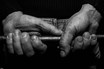 The Hands of the artisan - obrazy, fototapety, plakaty