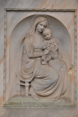 Tombstone relief of Mary and her child Jesus Christ 