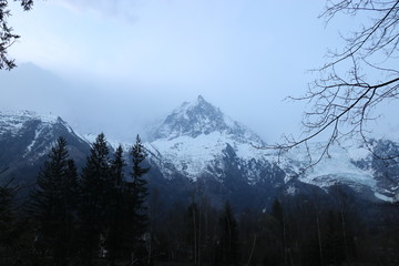 Berg mit Schnee