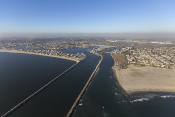 Aerial view of Alamitos Bay and the end of the San Gabriel river in Long Beach, California.   - obrazy, fototapety, plakaty