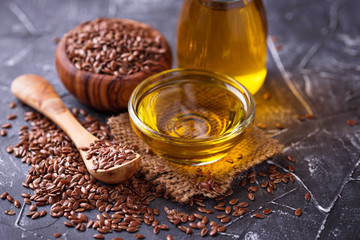 Linseed oil and flax seeds - obrazy, fototapety, plakaty
