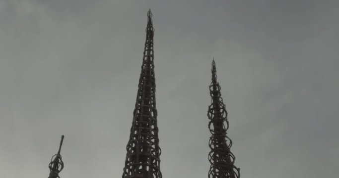 Watts Towers - Panning Down The Towers Close