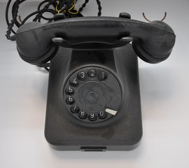altes Telefon - 190590539