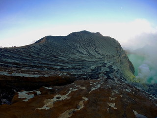 Ijen volcano calderra