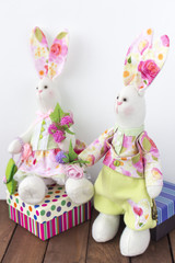 couple dolls rabbits sitting on the Valentines Day gifts