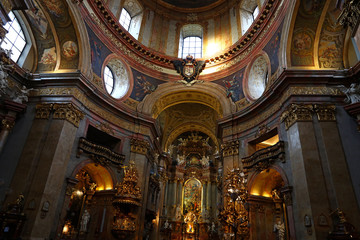 Fototapeta na wymiar Cupola of baroque church of St Peter in Vienna
