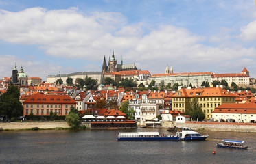 Obraz premium View of Prague lesser town over Vltava river
