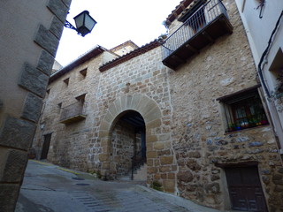 Beceite es un municipio de la provincia de Teruel, comunidad de Aragón, España, en la comarca de Matarraña