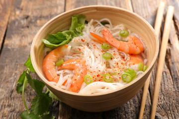 bowl of noodles soup