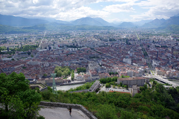 Obraz premium widok na Grenoble z bastille