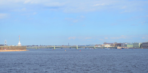 Naklejka premium Trinity Bridge and Neva River.