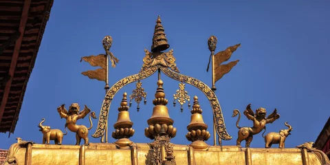 Rolgordijnen Top of the Golden Gate, Ancient Royal Palace, Bhaktapur, Nepal © Ingo Bartussek