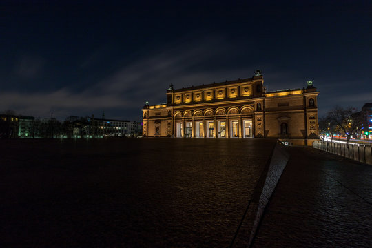 Kunsthalle in Hamburg bei Nacht