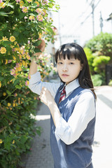 女子高生　花　ポートレート