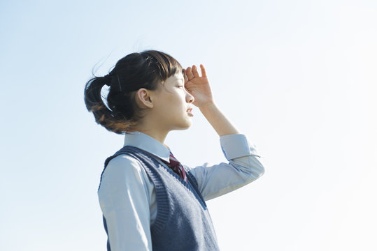 女子高生　海風　夕日