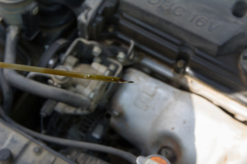 engine oil level check, dirty dust engine