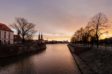 Fototapeta premium Sunrise over Cathedral Island of Wroclaw